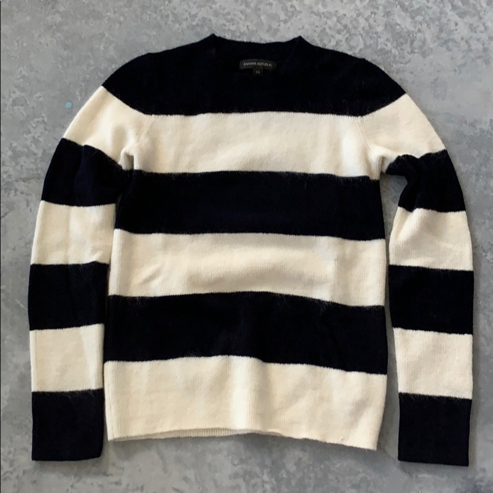Banana republic navy and white stripe sweater